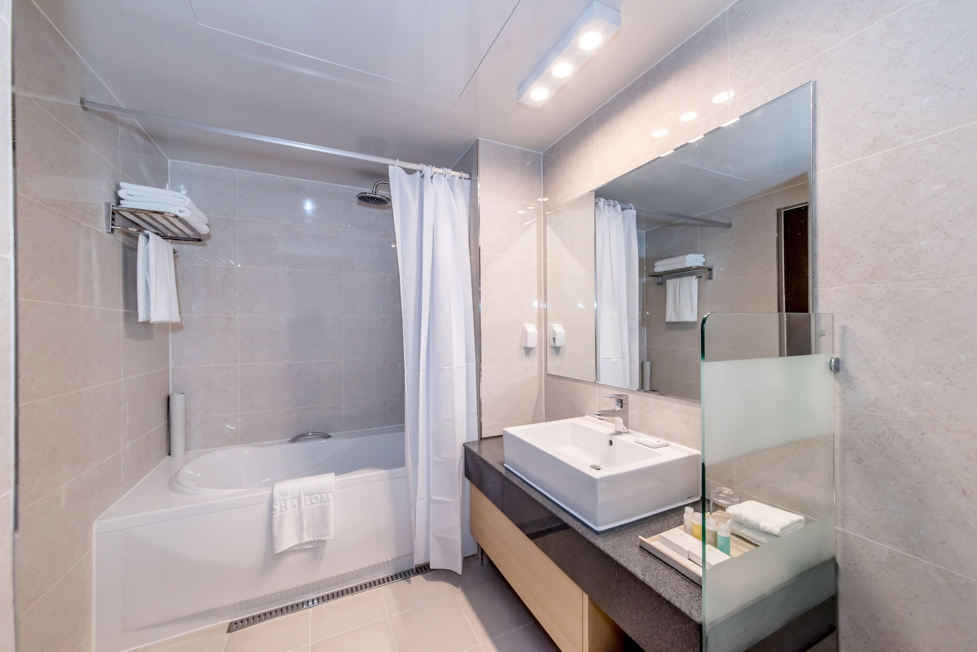 Hotel Shalom Jeju Esterno foto